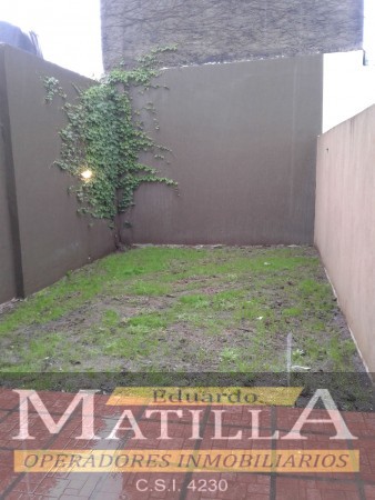 HERMOSO DUPLEX 3 AMBIENTES EN CONTRAFRENTE