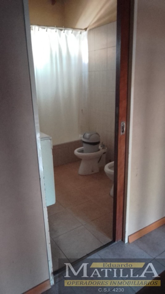 CASA MULTIFAMILIAR O IDEAL 2 FAMILIAS . LOTE PROPIO OPORTUNIDAD UNICA!!!!!! VILLA ADELINA