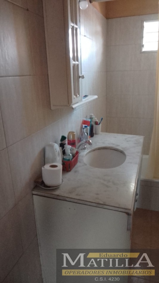 CASA MULTIFAMILIAR O IDEAL 2 FAMILIAS . LOTE PROPIO OPORTUNIDAD UNICA!!!!!! VILLA ADELINA