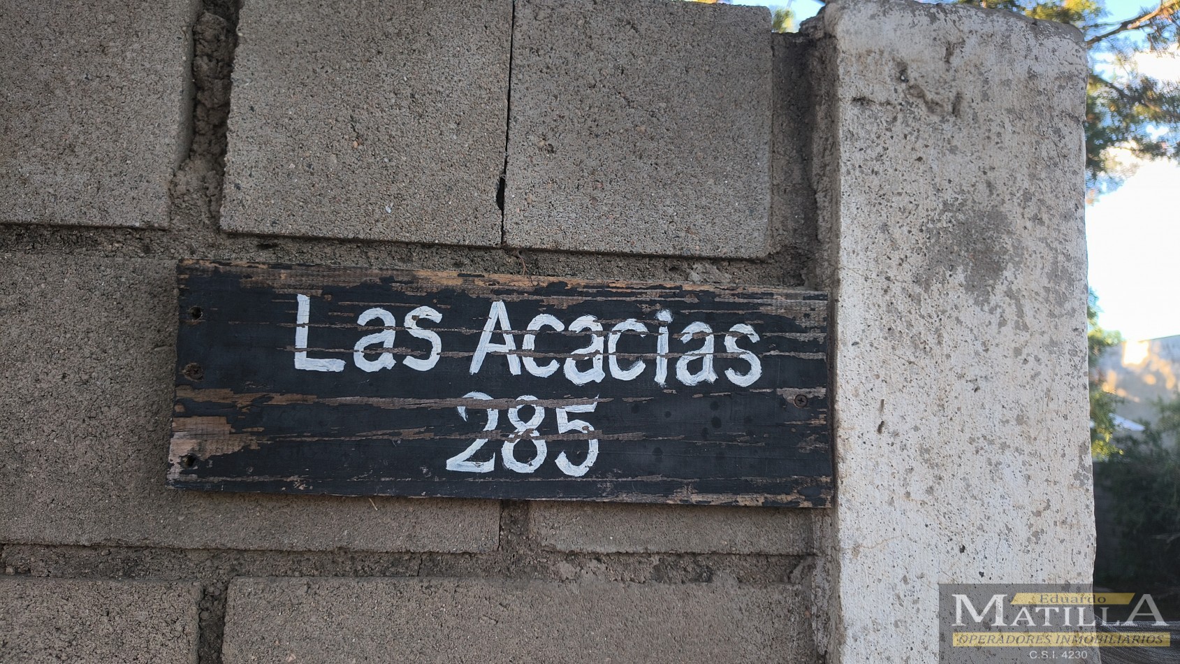 Casa en alquiler 3 ambientes con cochera