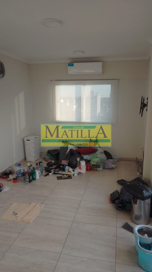 Hermoso departamento de 2 ambientes con terraza y parrilla y 2 cocheras