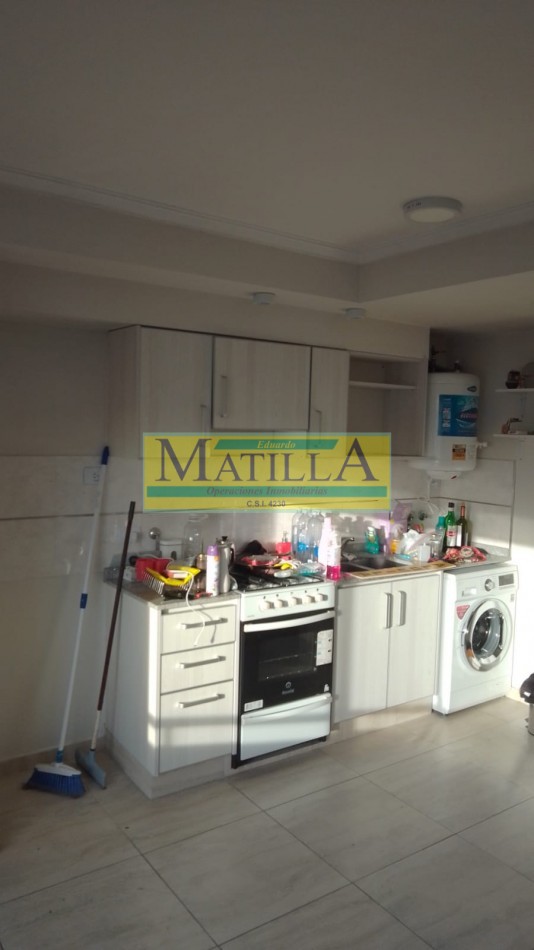 Hermoso departamento de 2 ambientes con terraza y parrilla y 2 cocheras