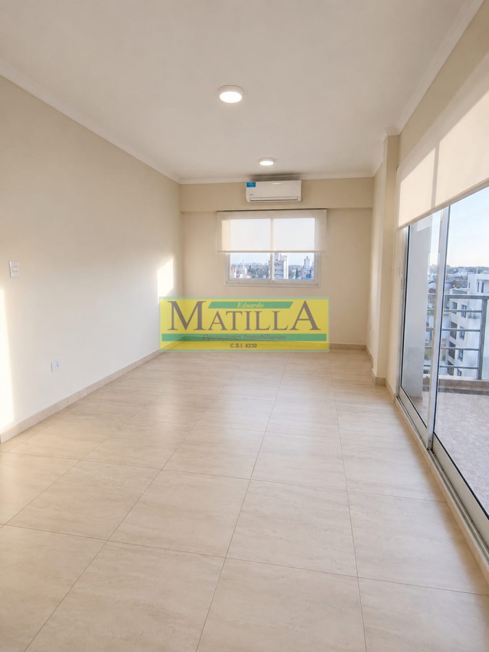 Hermoso departamento de 2 ambientes con terraza exclusiva y parrilla, cochera para 2 autos