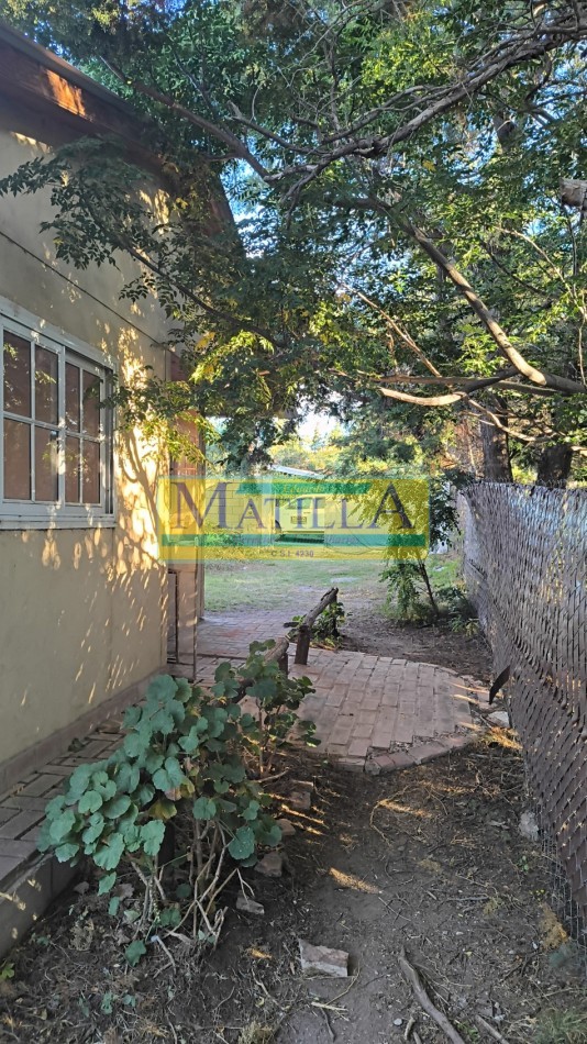 Casa en alquiler 3 ambientes con cochera