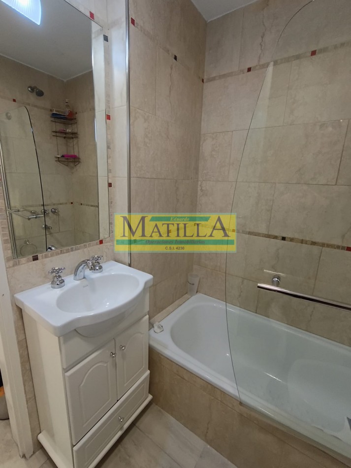 Hermoso departamento de 2 ambientes con terraza exclusiva y parrilla, cochera para 2 autos