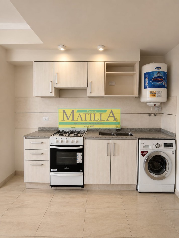 Hermoso departamento de 2 ambientes con terraza exclusiva y parrilla, cochera para 2 autos