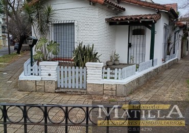 Casa con cochera y patio unica en Carapachay