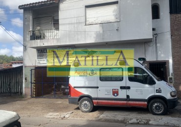 GALPON en PH. 173 m2 CUB. sobre 275 m2 de lote. Buena zona a 1 cuadra de ALCORTA y a MEDIA CUADRA de Velez Sarfield